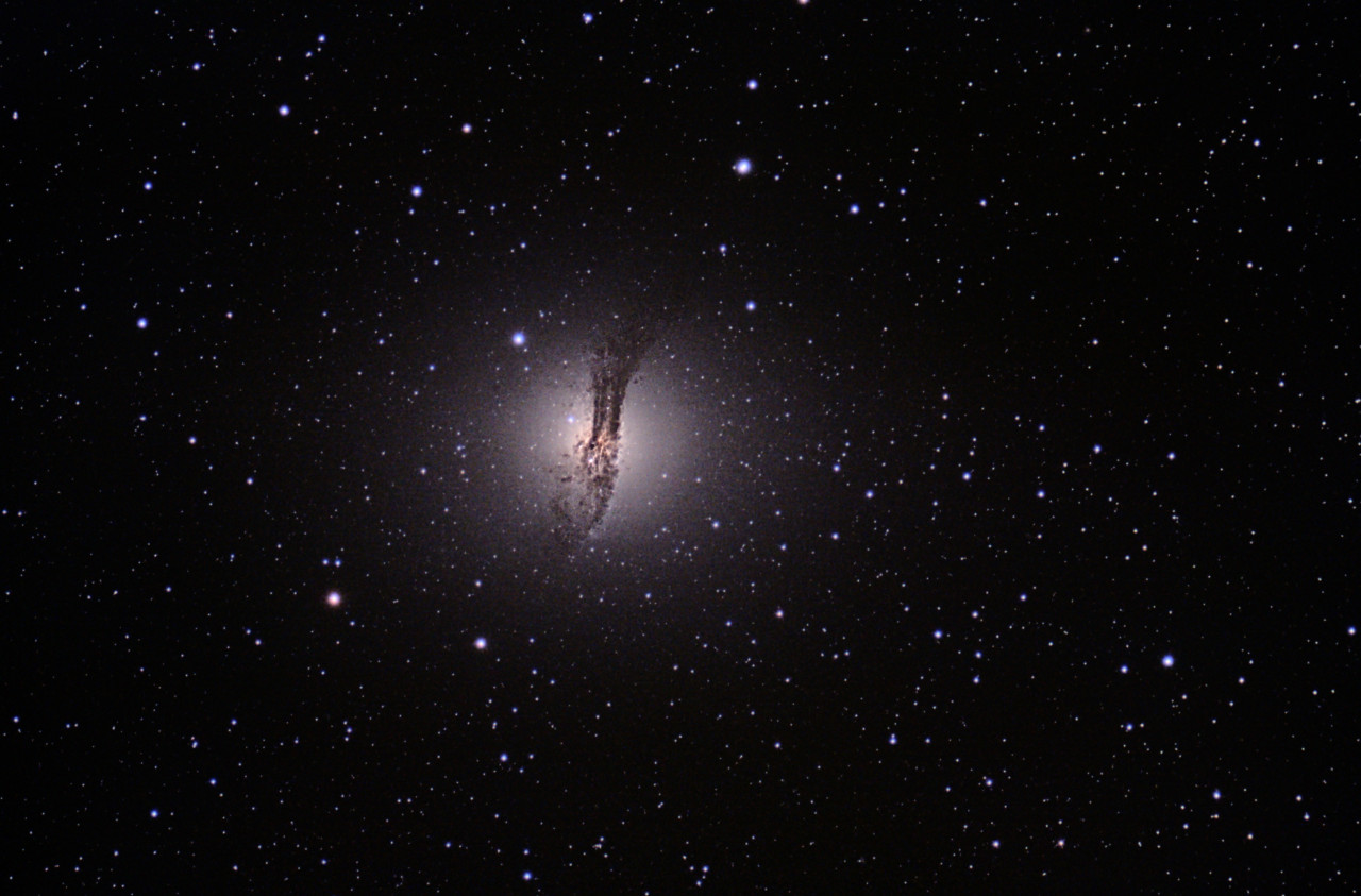 NGC 5128  Radiogalaxie Centaurus A